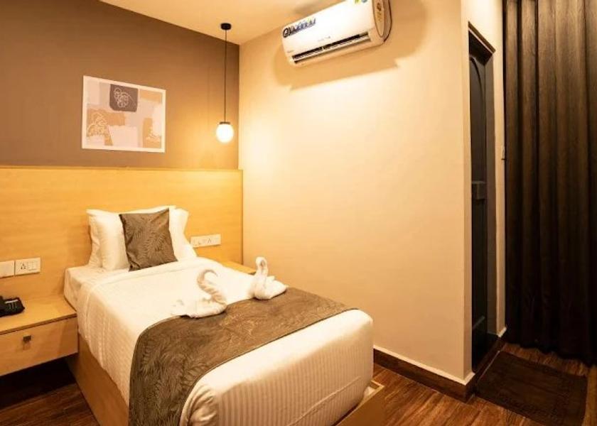 Kerala Kochi Deluxe Room AC Room