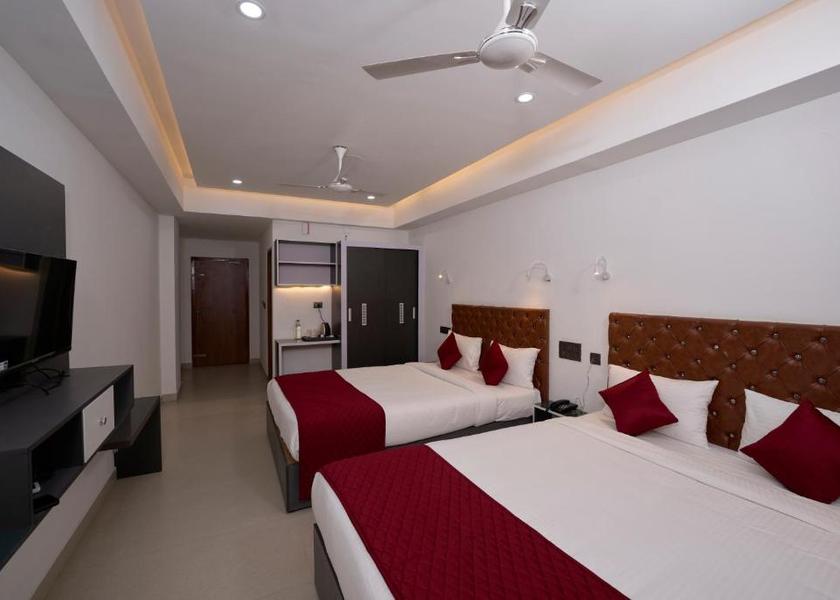 Kerala Alleppey AC Deluxe Family Room