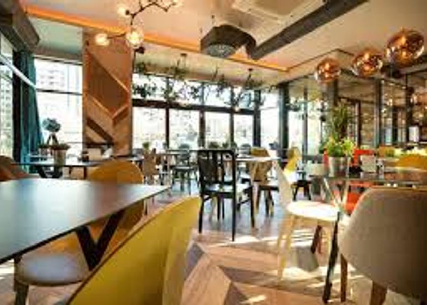 Madhya Pradesh Gwalior Food & Dining