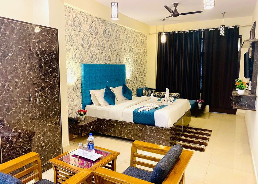 Himachal Pradesh Dharamshala Deluxe  Room with Balcony