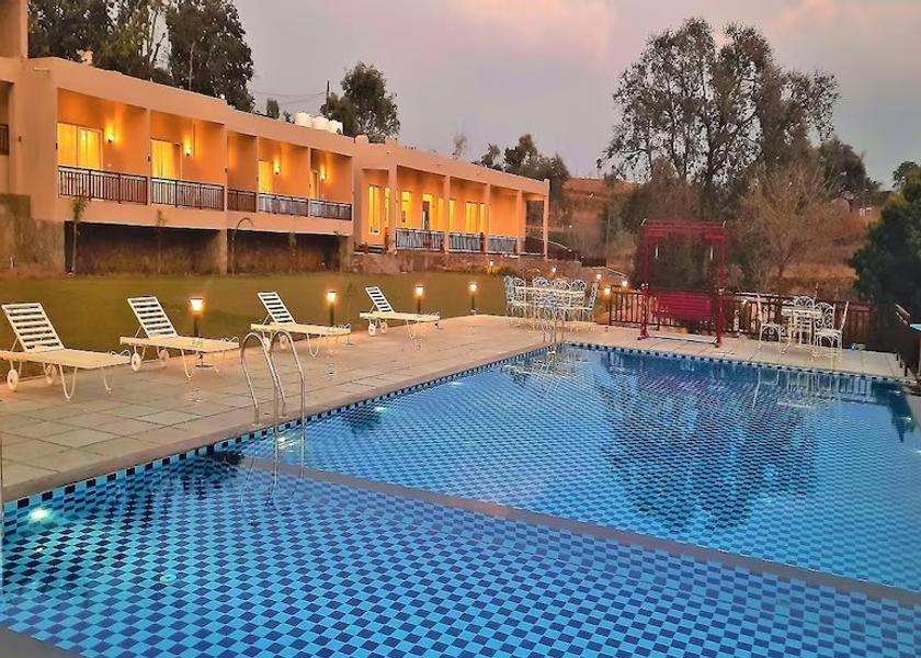 Rajasthan Kumbhalgarh Pool