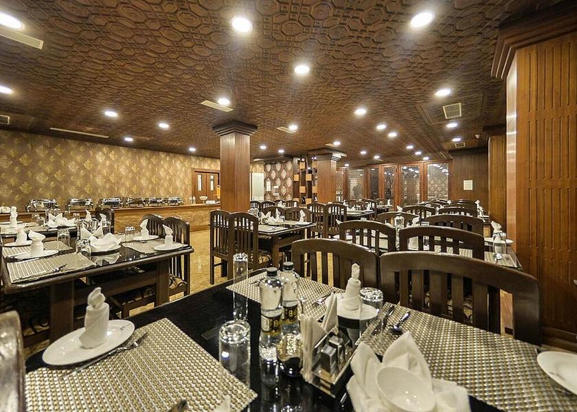Jammu and Kashmir Srinagar Food & Dining