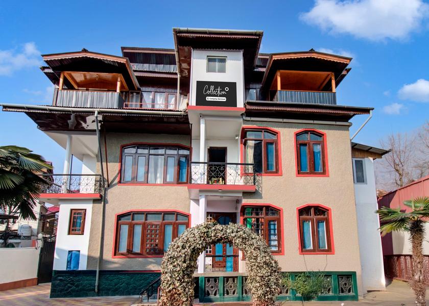 Jammu and Kashmir Srinagar Hotel Exterior