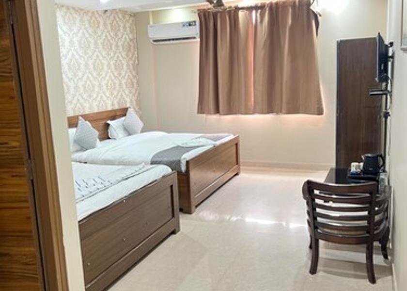 Uttarakhand Dehradun DELUX - SP AC ROOM