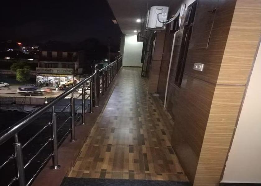 Uttarakhand Dehradun Public Areas