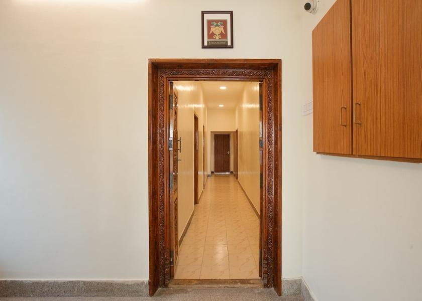 Tamil Nadu Trichy Hallway