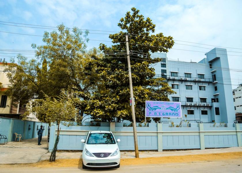 Karnataka Hampi Hotel Exterior