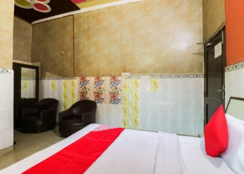 Uttar Pradesh Meerut Room