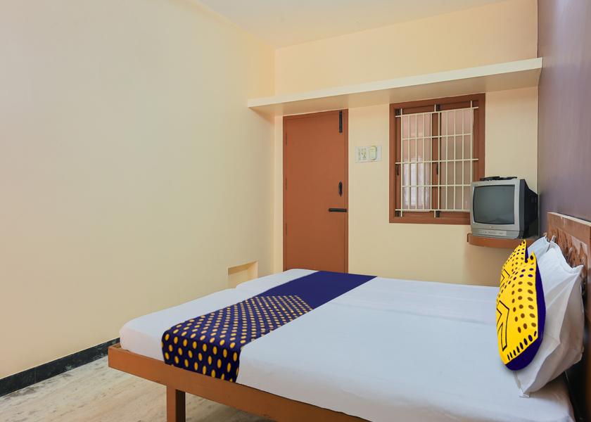 Tamil Nadu Palani Room