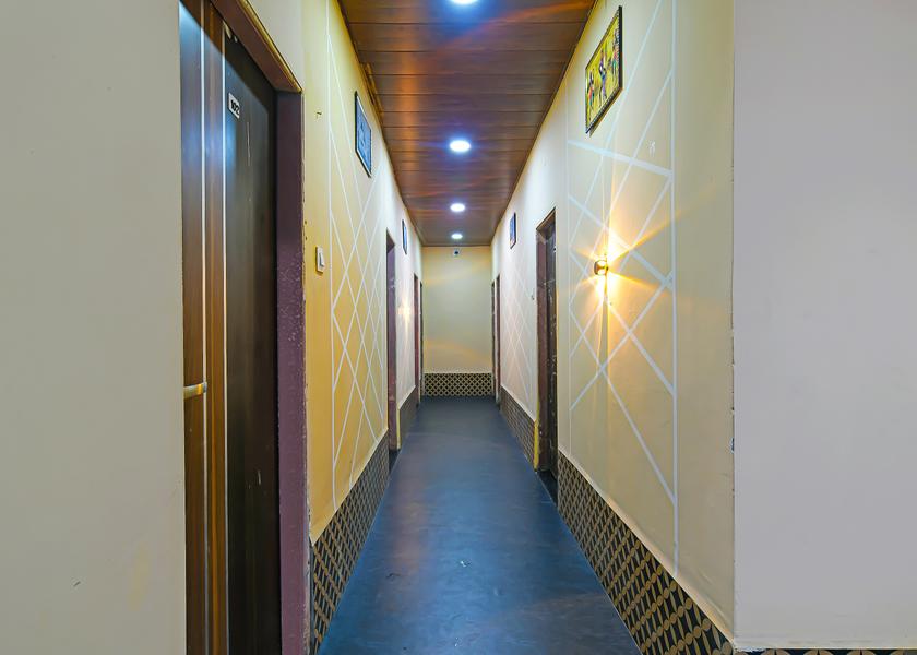 Madhya Pradesh Indore Lobby