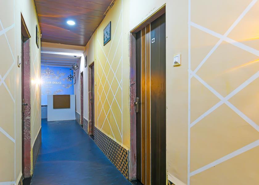 Madhya Pradesh Indore Lobby