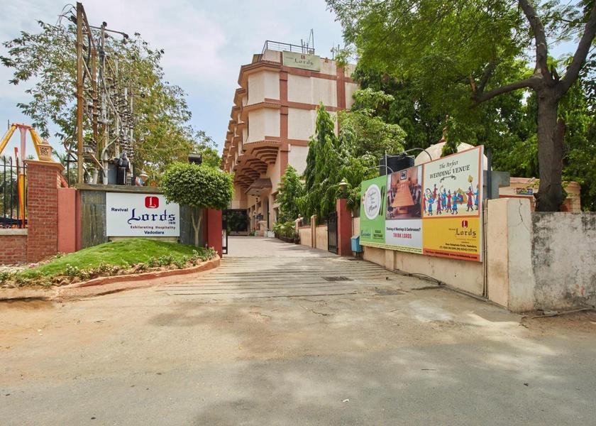 Gujarat Vadodara Hotel Exterior
