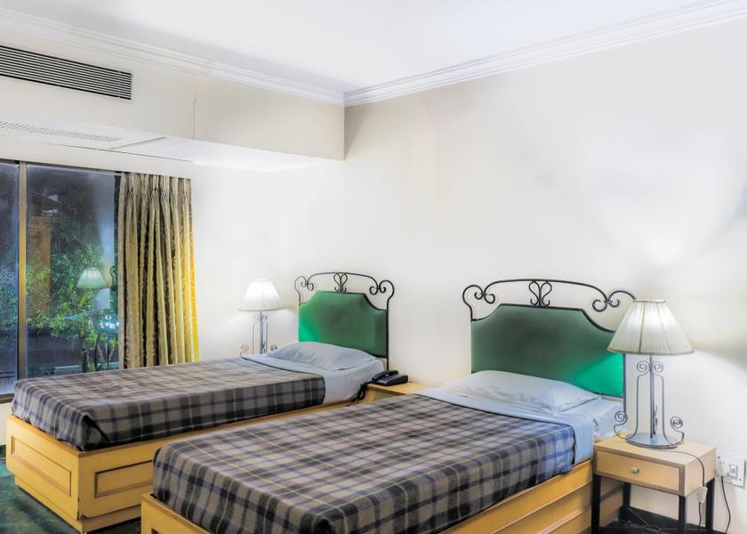 Gujarat Vadodara Club Select Room