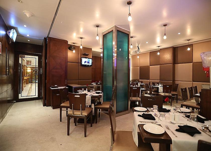 Maharashtra Mumbai Restaurant