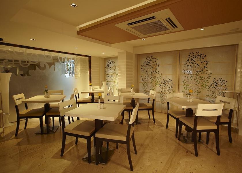 Maharashtra Mumbai Food & Dining