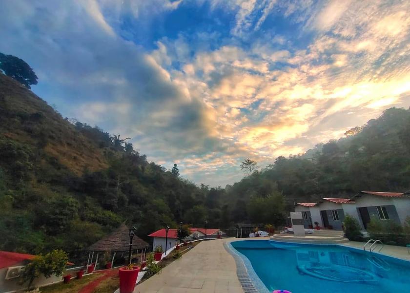 Uttarakhand Rishikesh Pool