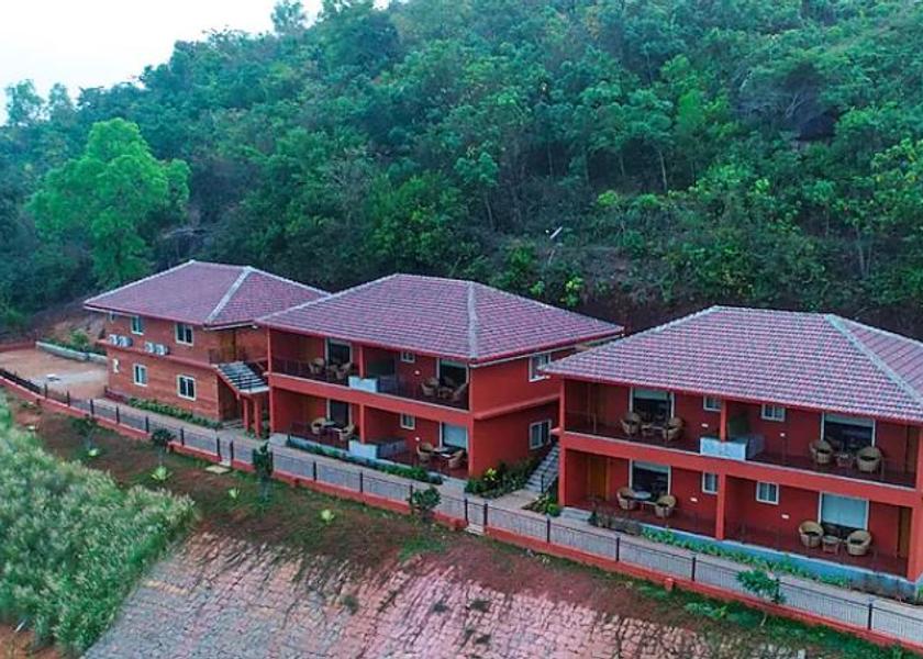 Karnataka Badagumijaru Hotel View