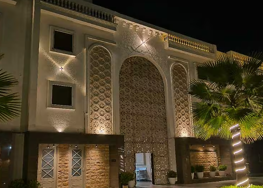Uttar Pradesh Lucknow Hotel Exterior