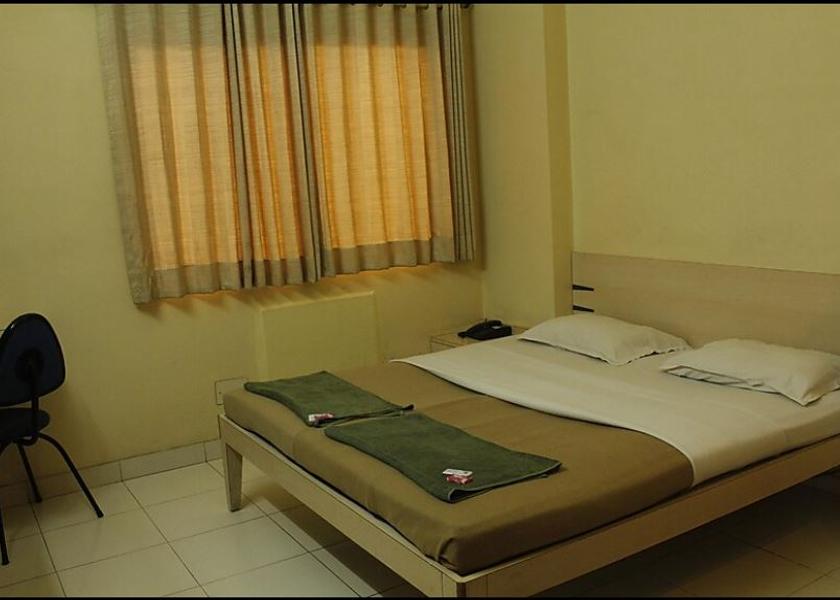 Maharashtra Nashik Room
