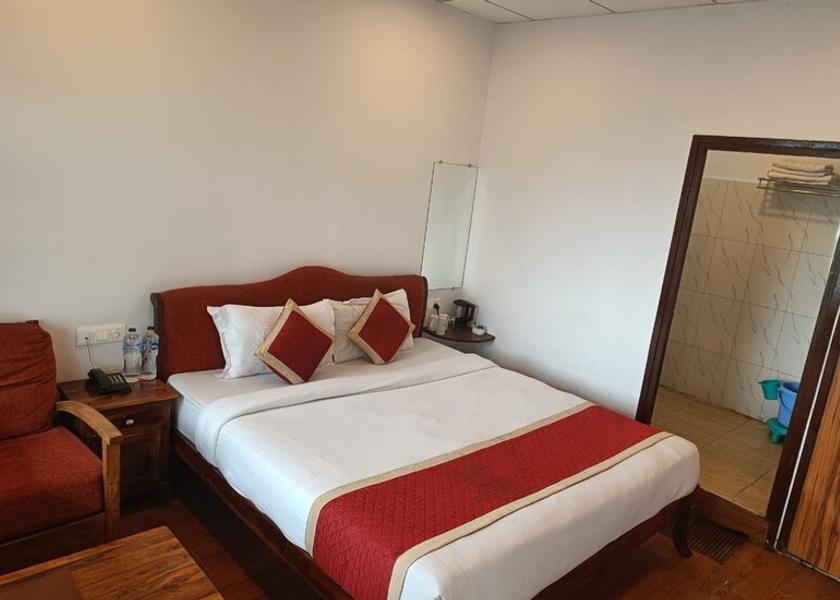 Uttarakhand Lansdowne Room