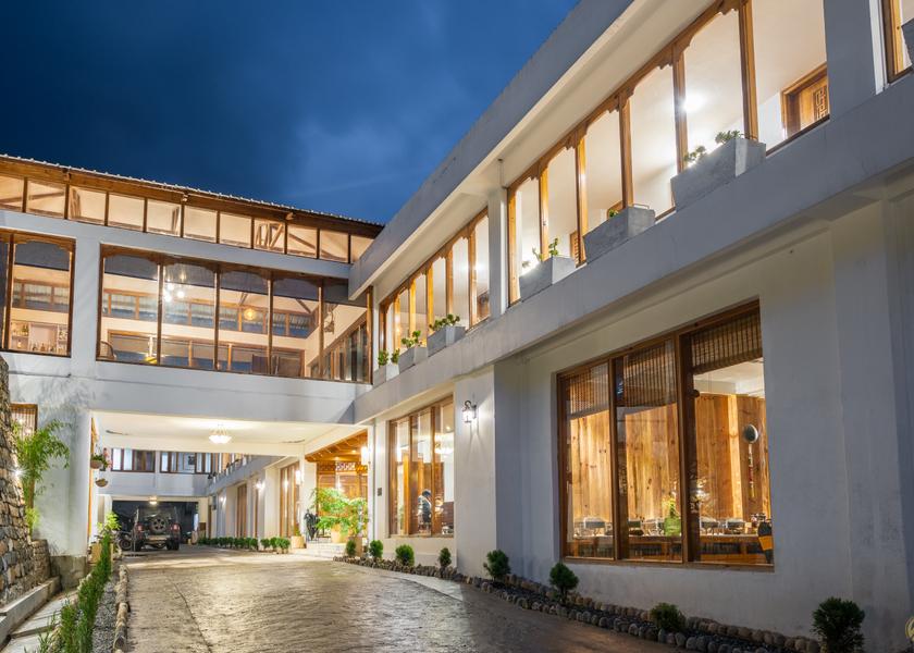 Assam Tawang Hotel Exterior