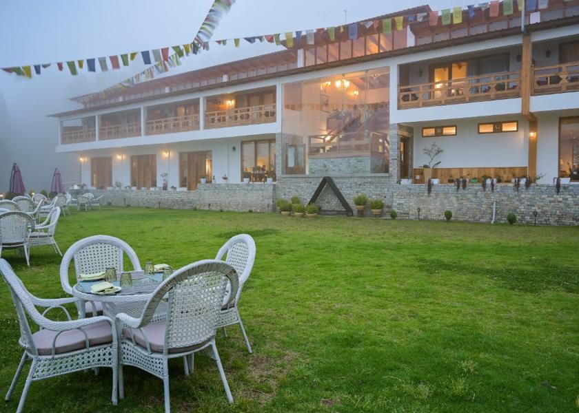 Assam Tawang Hotel Exterior