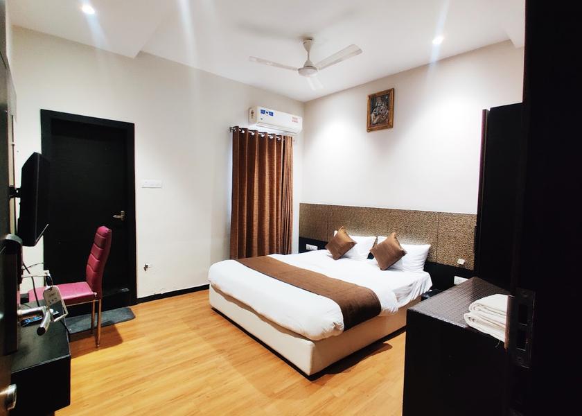 Madhya Pradesh Ujjain Deluxe Ac Room