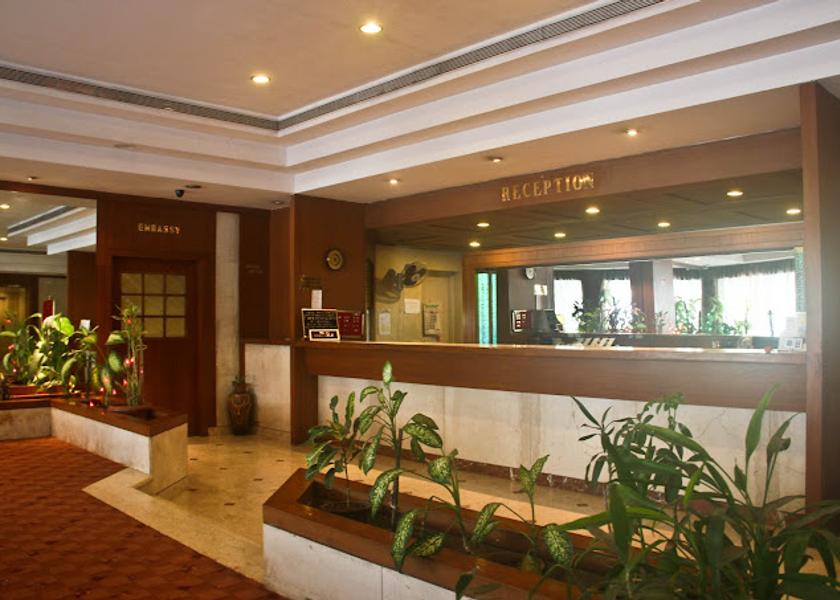 Maharashtra Mumbai Public Areas