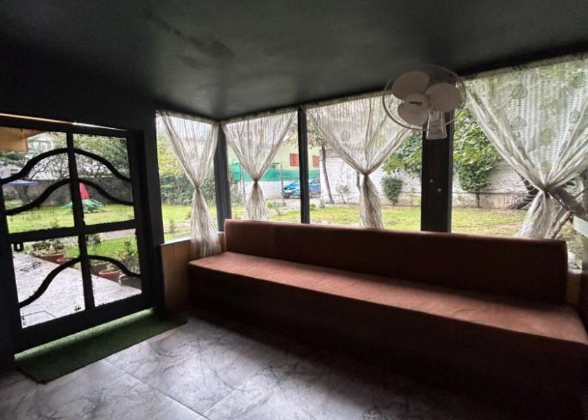 Jammu and Kashmir Srinagar Public Areas