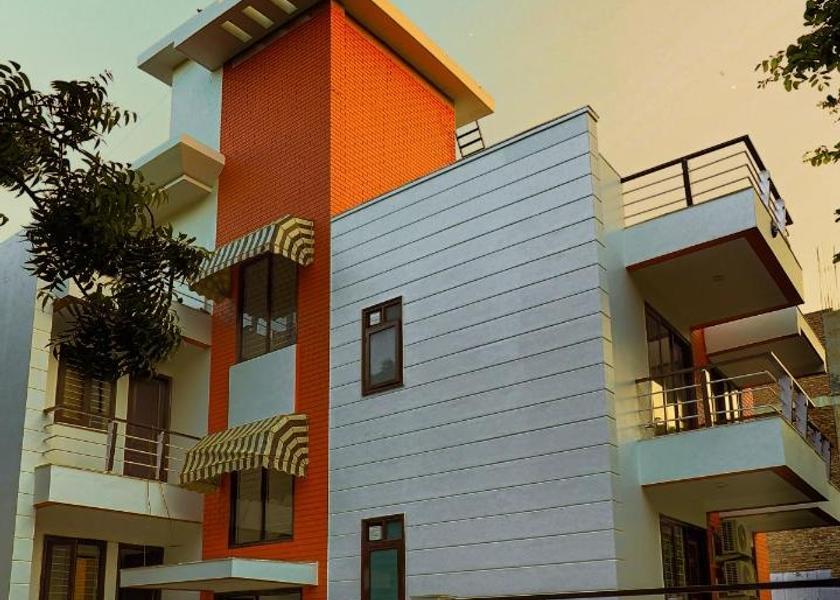 Haryana Gurugram Hotel Exterior