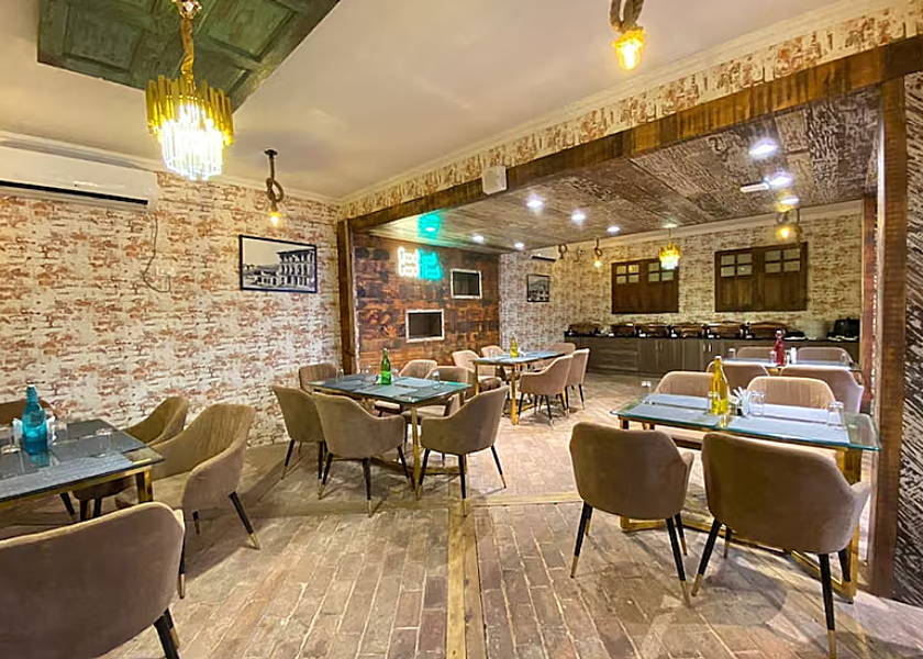 Jammu and Kashmir Srinagar Food & Dining
