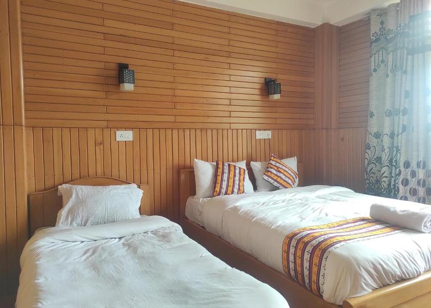 Assam Tawang Triple Room