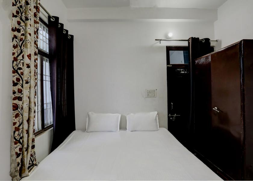 Uttar Pradesh Aligarh Room