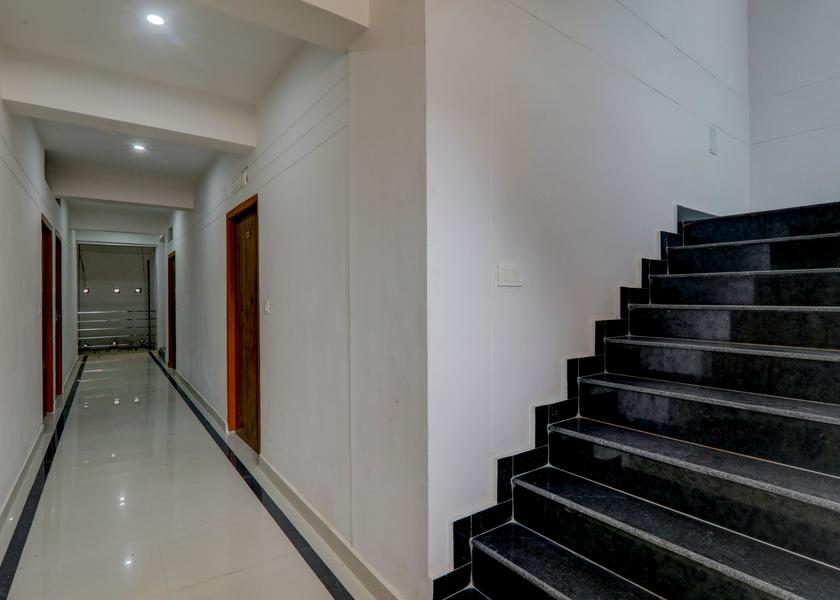 Uttar Pradesh Gorakhpur Lobby