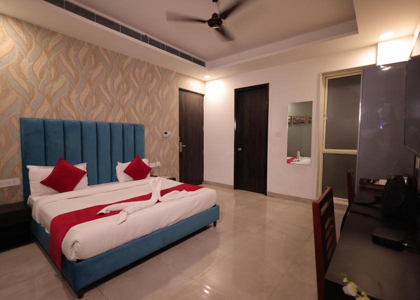 Haryana Faridabad Deluxe Room