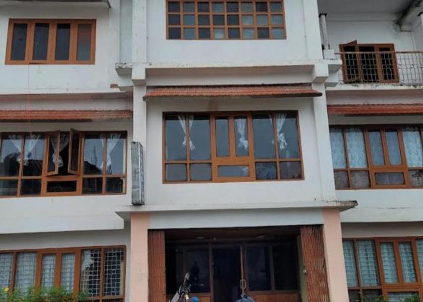 Assam Tawang Hotel Exterior