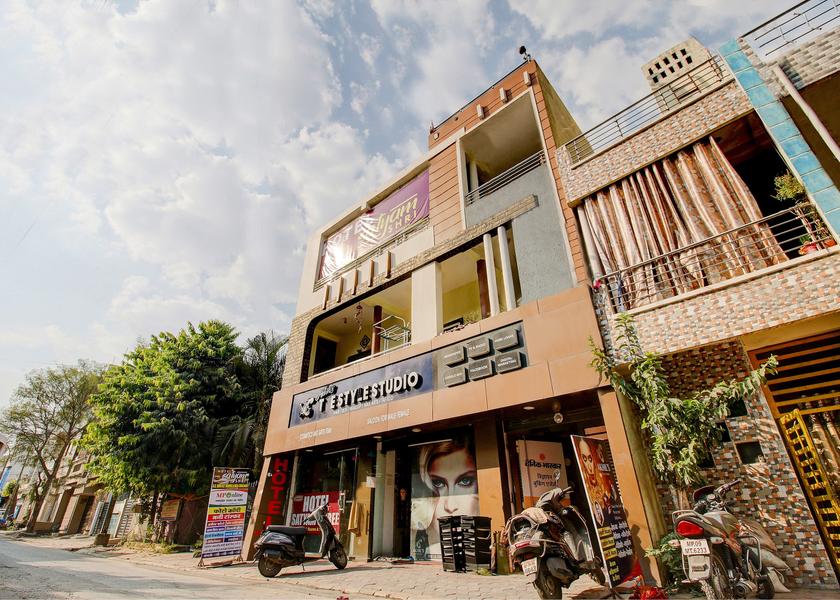 Madhya Pradesh Indore Facade
