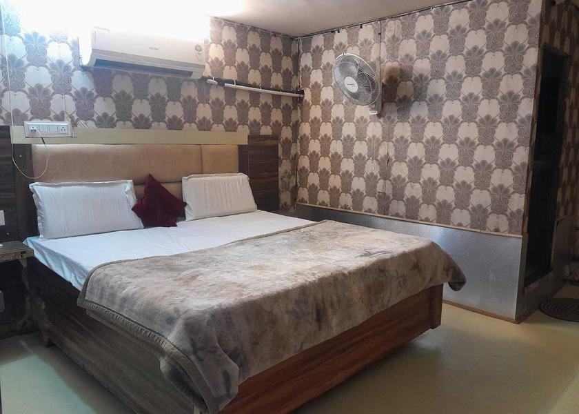 Uttar Pradesh Muzaffarnagar Room