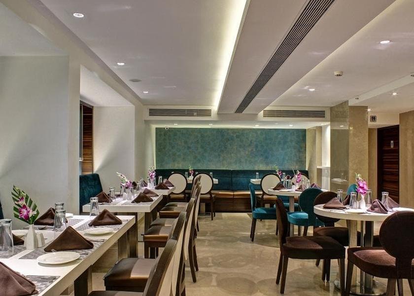 Maharashtra Mumbai Food & Dining