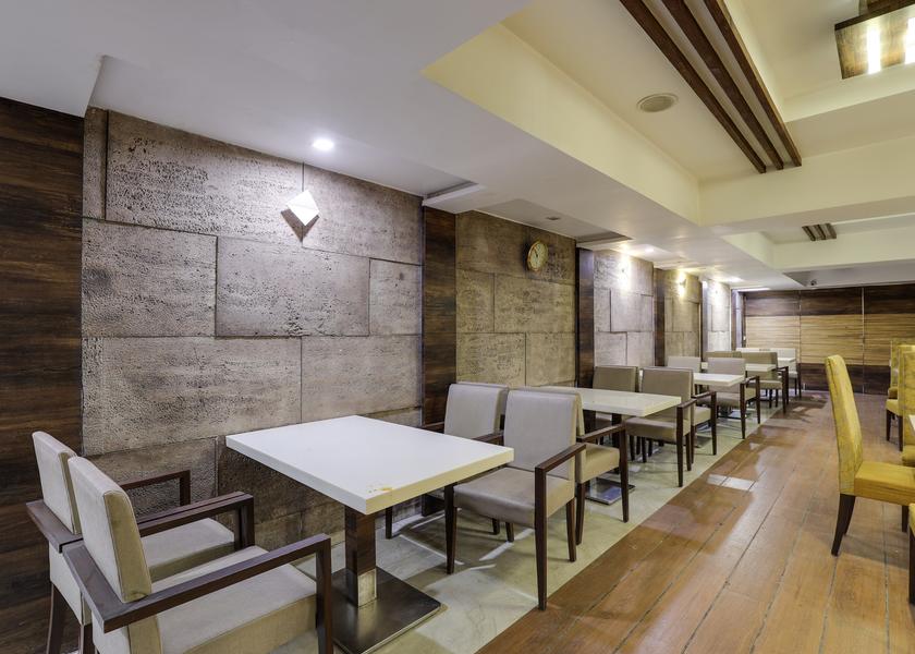 Gujarat Vadodara Restaurant