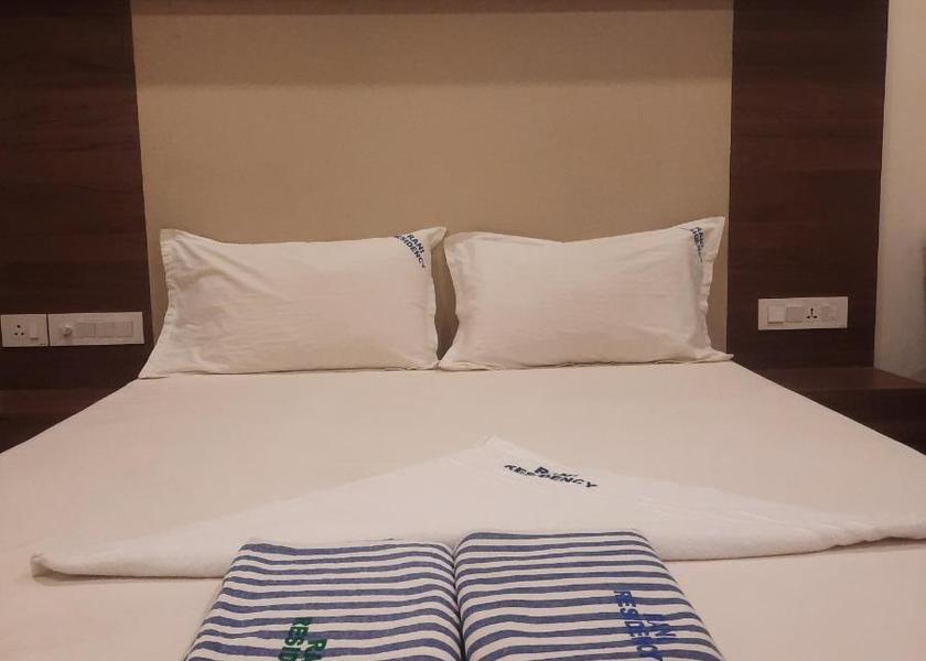 Tamil Nadu Kanyakumari Deluxe Double Room (AC) 