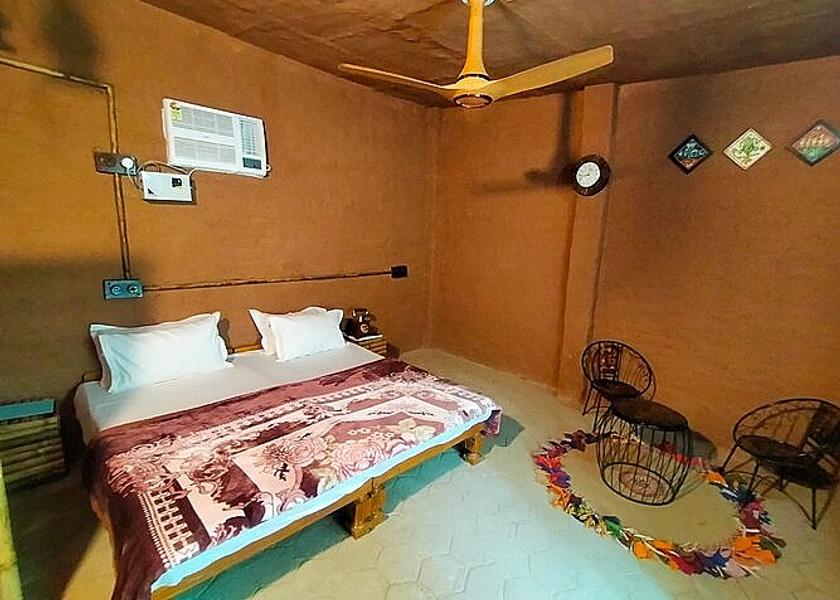 Uttarakhand Dehradun MUD HOUSE (FAMILY PACKAGE)
