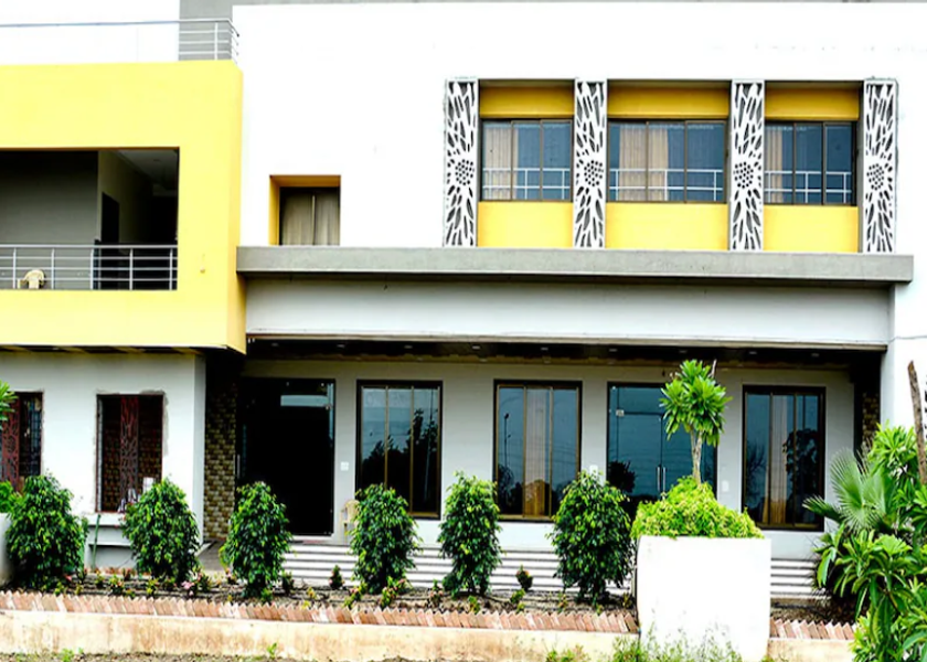 Maharashtra Malkapur Hotel Exterior
