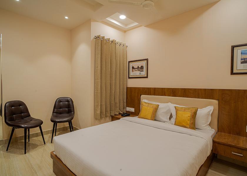Uttar Pradesh Varanasi Super Deluxe Room