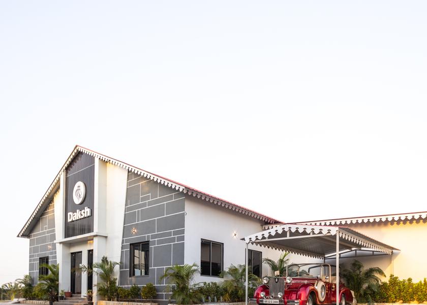 Gujarat Sasan Gir Hotel Exterior