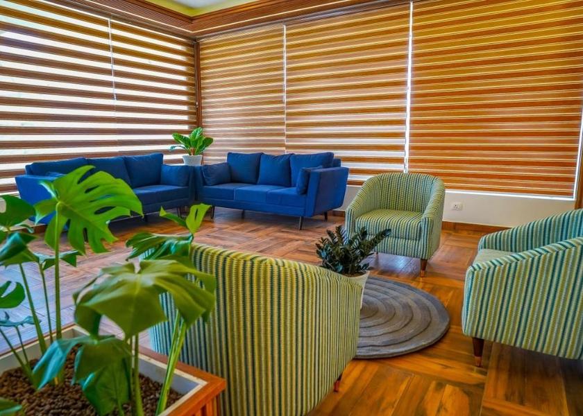 Kerala Munnar Public Areas