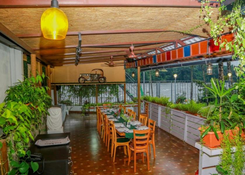 Kerala Chalakudy Food & Dining