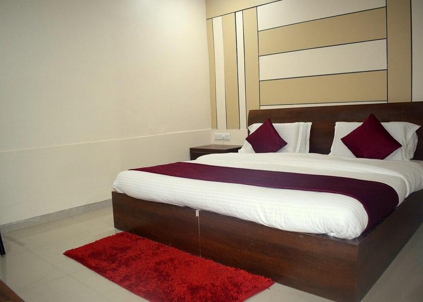 Gujarat gandhi nagar Deluxe Room