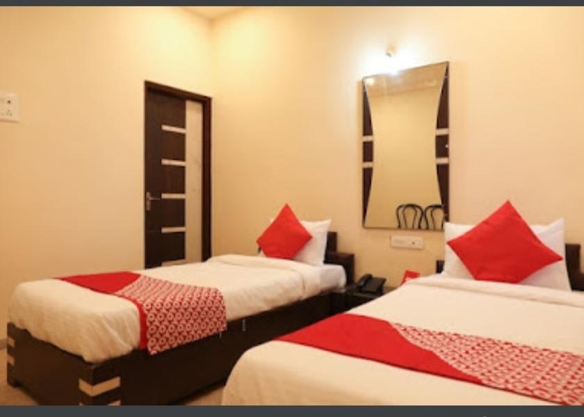 Maharashtra Nagpur Deluxe Triple Room