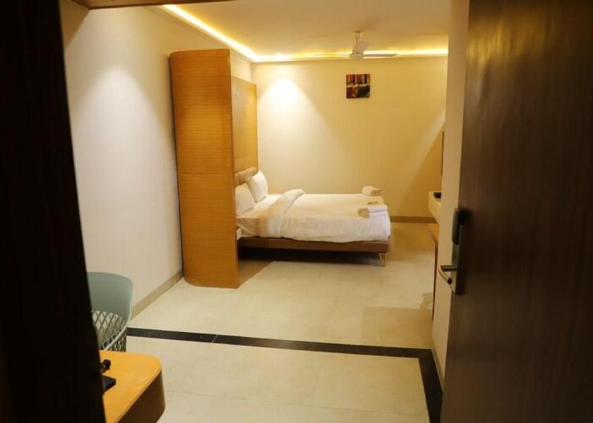 Madhya Pradesh Pithampur PREMIUM ROOM